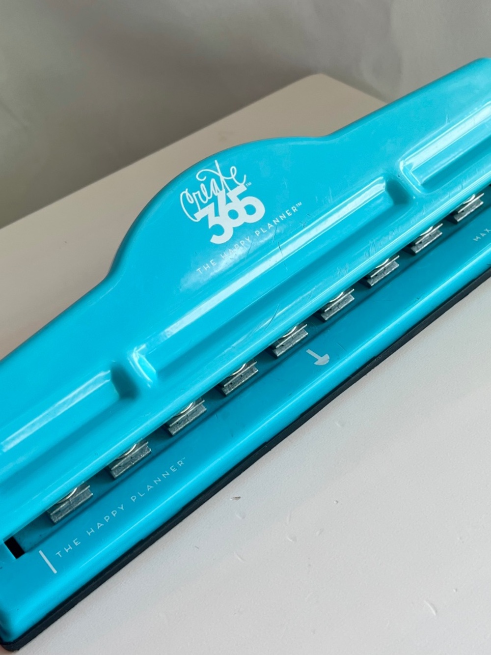 The Happy Planner 9-hole Punch